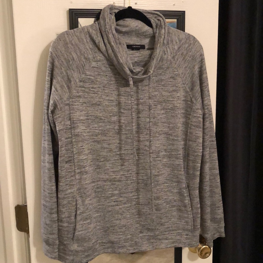 Gray sweater with pockets
